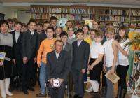 В. Огарков и шестиклассники школы № 35